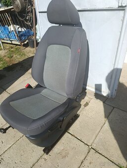 Autosedačka šoférová - 3