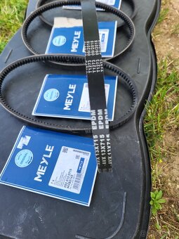 Predam remen na miesacku MEYLE 13x715 - 3
