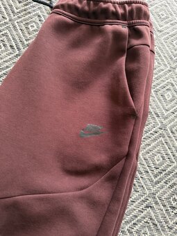 NIKE Tech Fleece Teplaky M - 3