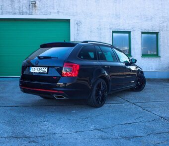 Škoda Octavia Combi 2.0 TDI RS DSG - 3