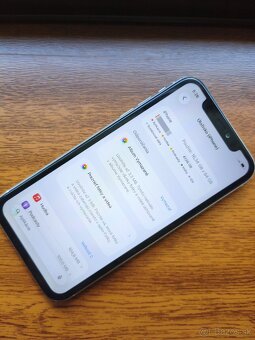 IPhone 11 64GB - 3