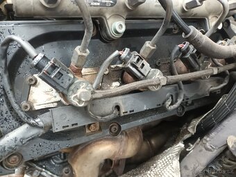 vstřiky Audi A8 4,0TDI Bosch 0445110158 - 3