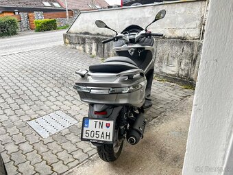 Piaggio X10 125 ABS ASR Executive - 3