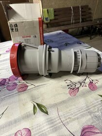Samica 5kolik 125A IP69 - 3