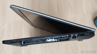 Predám notebook Lenovo E540 na náhradné diely - 3