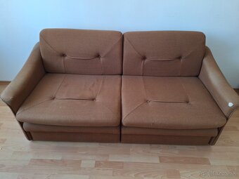 Kreslo, gauč, pohovka, posteľ - 3