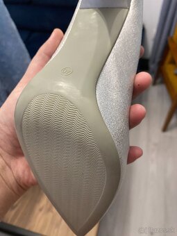 Topánky - lodičky, strieborné, veľkosť 40 - 3