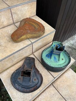 Sedlá Babetta 210 - 3