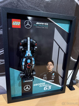LEGO F1 rám 30×40 cm – Red Bull / Mercedes / McLaren / Ferra - 3