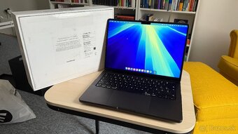 MacBook Pro 14" M3 PRO SK 2023 Vesmírne čierny - 3