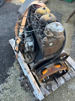 Predám starý motor ZETOR – vhodný na náhradné diely - 3