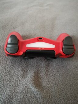 PS4 ovládač - červený maskáč - 3