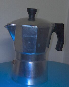 KÁVOVAR NA ESPRESSO - 3