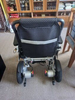 Elektrický invalidný vozík - 3