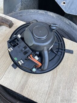 Ventilator kúrenia octavia 2 - 3