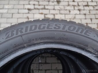 245/50R19 105V Bridgestone BLIZZAK LM001 - 3