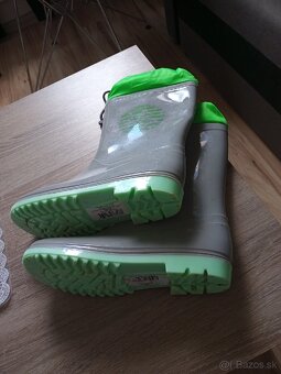 Predám detské kvalitné gumáky - nové - 3