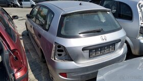 Lacno rozpredám Honda Civic (2001-2005) - 3