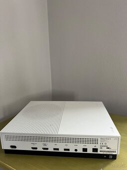 Xbox one S 1TB - 3
