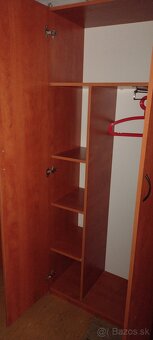 2x skriňa a stolík - 3