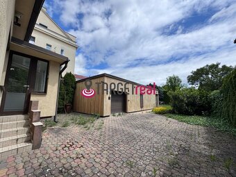 Spacious House with Garden for Rent in the Heart of Martin – - 3