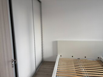 Centrum / krásny 2 izbový byt s parkovaním - 3