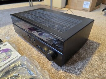 Predám YAMAHA HTR-4067 BLACK - 3