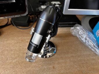 Digitálny mikroskop 1600x s LED osvetlením – USB pripojenie - 3