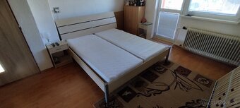 Manželska posteľ s matracmi - 3