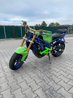 Honda CBR 600 F sport STUNT - 3