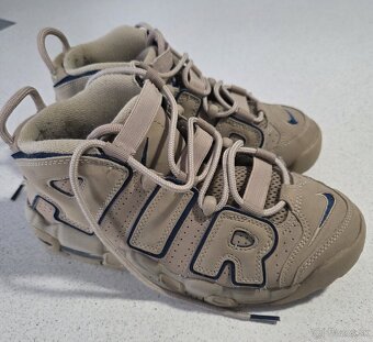 Nike Air More - 3