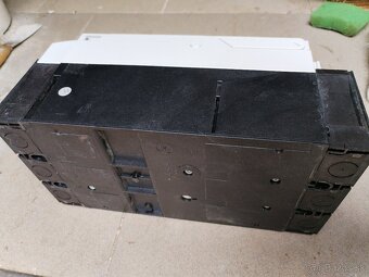 Schrack MC3 jistič výkonový, 3-pólový 690V 8kV 400A - 3