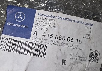 PRAVÁ VÝSTUHA ZADNÉHO NARAZNÍKA MERCEDES a2048803424 - 3