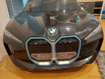 Elektricke auto BMW - 3