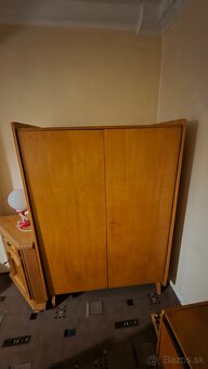 Predam starožitný nábytok - 3