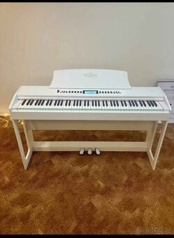 digitálne piano klavir - 3