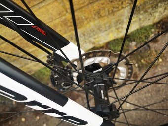 Cestny karbonovy bicykel Lapierre Sensium 500disc - 3