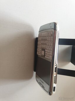 Nokia e71 - 3