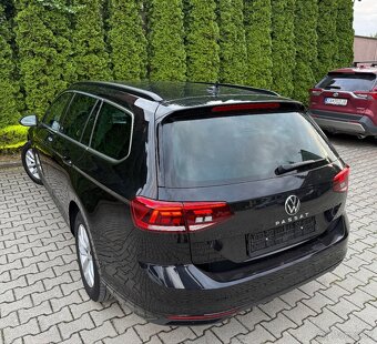 Volkswagen Passat Variant 2.0 TDI EVO Business DSG - 3