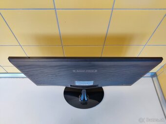 Samsung S24B300BL – 24" monitor, plne funkčný + káble - 3