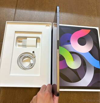 Apple iPad Air 4 64GB Space Grey - 3