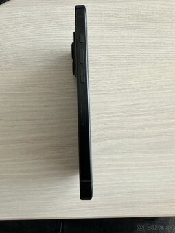 apple iphone 16pro 256gb čierny titán - 3