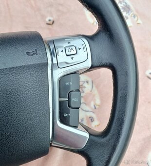 Ford galaxy,ford Smax,ford mondeo-volant - 3