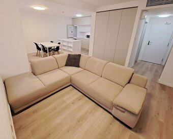 Ponúkam na prenájom väčší 2 izb. byt,Bajkalská, BA - Ružinov - 3