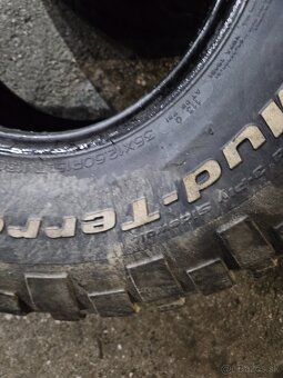 2ks pneu 35x12.5 R15 na rezervu. - 3