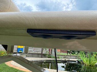 Elektrické masážne lehatko  Vamel ML2 - 3