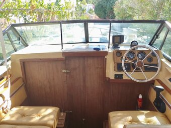 Predám motorový čln Silverline - 3