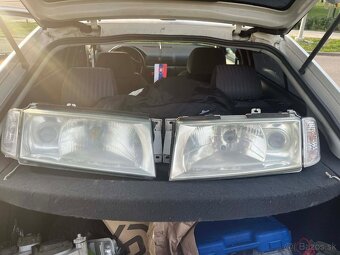Škoda Octavia 1 facelift predné svetla - 3