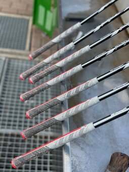 Predám golfový set želiez – Callaway Apex DCB 21 (grafit) - 3