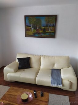 Trojdielna sedacia súprava - 3